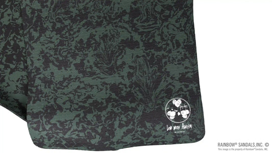 Gerry Lopez Yoga Mat - Black/Green Camo and 27" x 68"